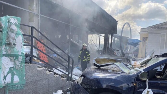 Володимир Зеленський назвав Росію країною-терористом після ракетних ударів по Вінниці
