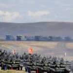 Росія розпочала спільні військові навчання з Китаєм